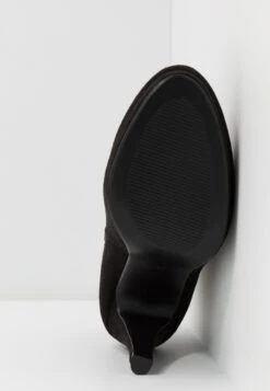 Anna Field Stivaletti Con TaccoBlack Donna Stivali AN611N0C0-Q11 15 Anna Field Stivaletti Con TaccoBlack Donna Stivali AN611N0C0-Q11 -Anna Field 1516231322b34fe1a7bf700a6930a028